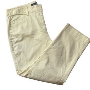 Lands End pale yellow mid rise slim leg capris, size 12